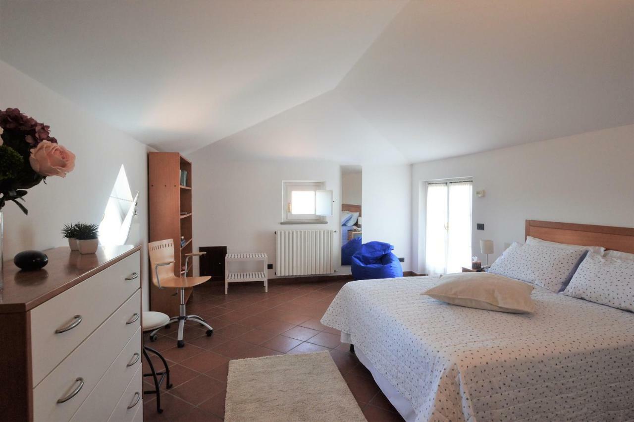 La Casa Di Chloe Apartment Poggibonsi Ngoại thất bức ảnh